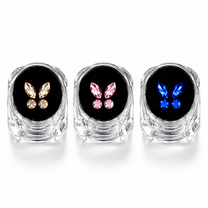 Strass Dentaire Swarovski – 4 Cristaux | Rose, Bleu Saphir, Or