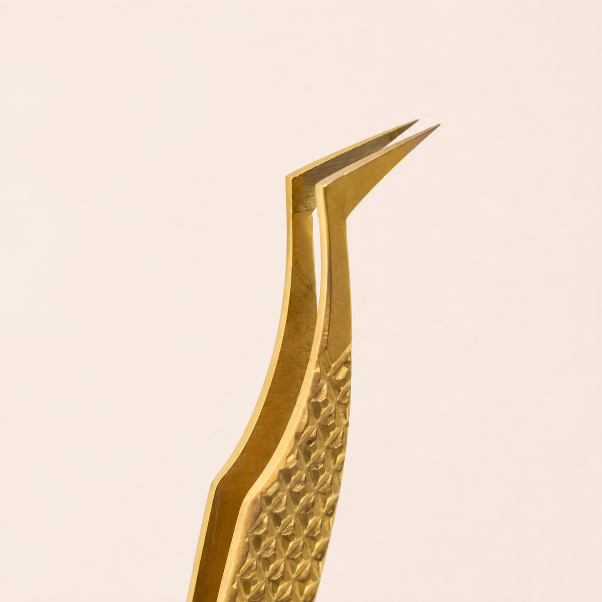 Pince à Griffe GOLD Extension Cils — 5 Formes (M, N, U, W, Y) Le Monde de l'Esthétique