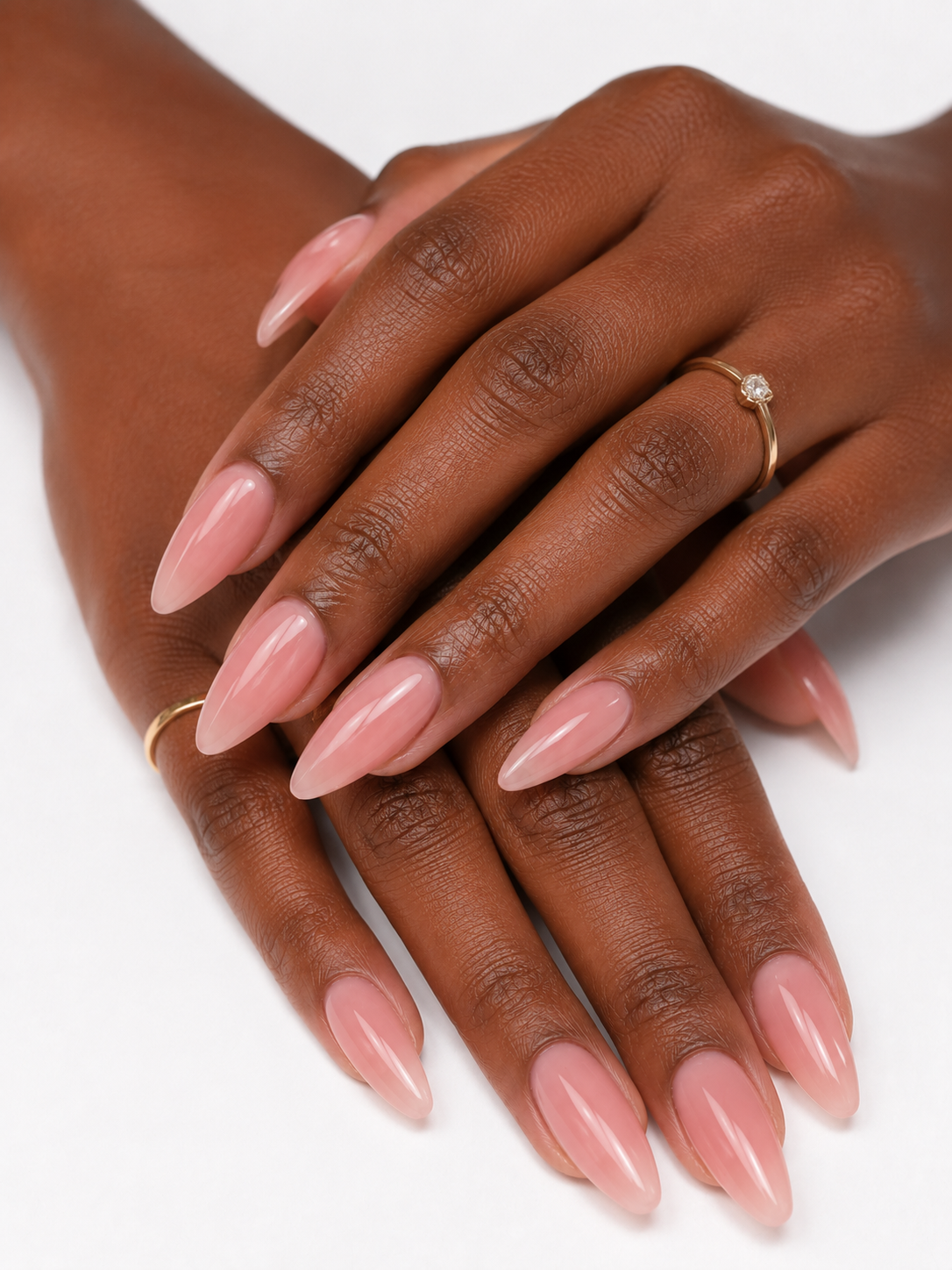 BUILDER GEL – Royal Maya – Viscosité normale ROYALPEDINIALS DISTRIBUTION