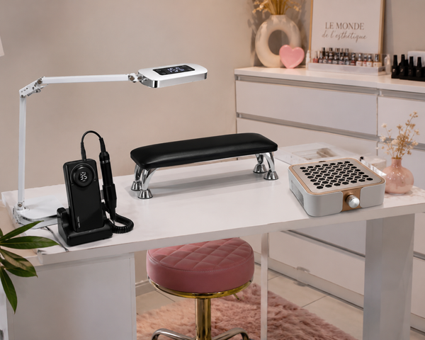 Poste pédicure pro avec tabouret A01 noir
