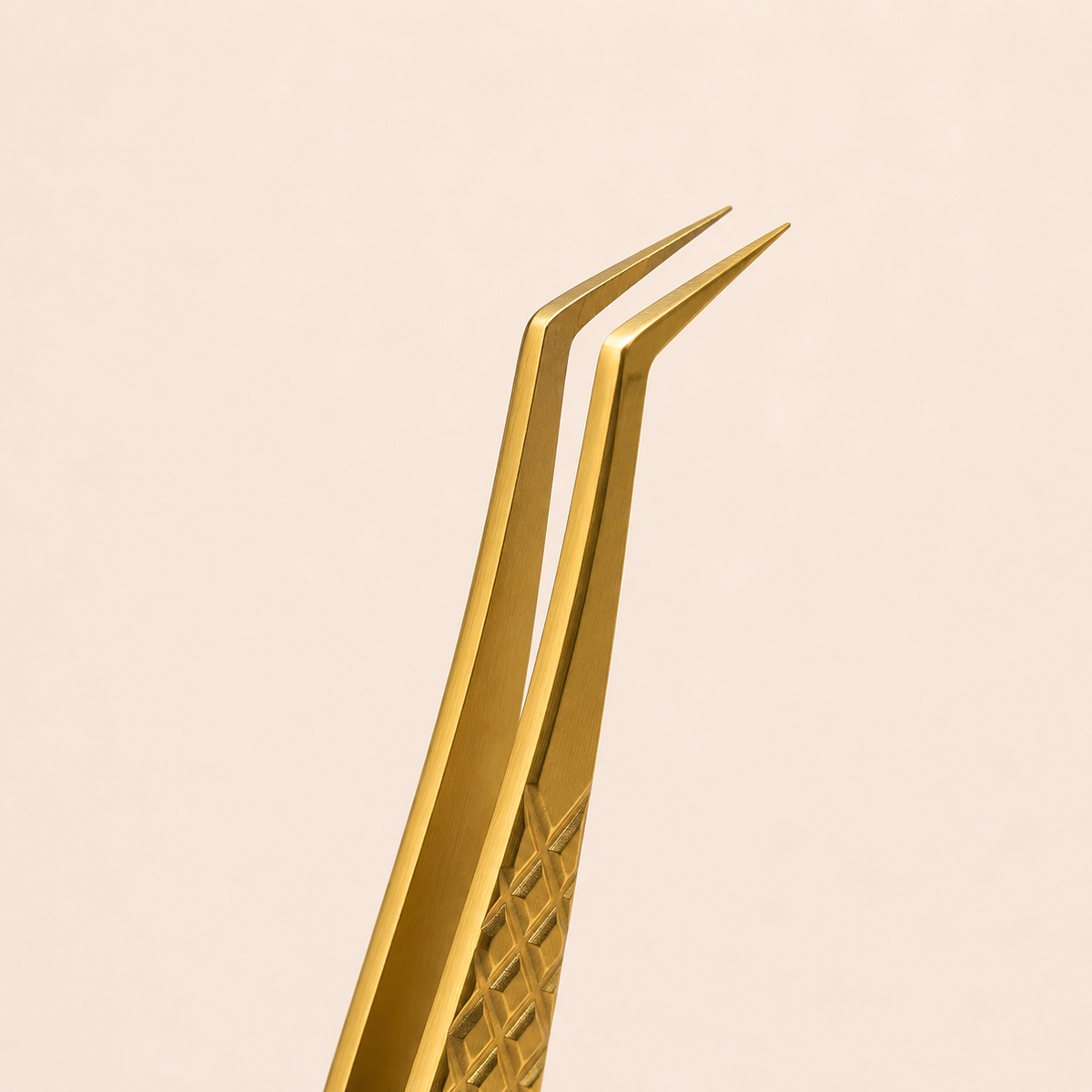 Pince à Griffe GOLD Extension Cils — 5 Formes (M, N, U, W, Y) Le Monde de l'Esthétique