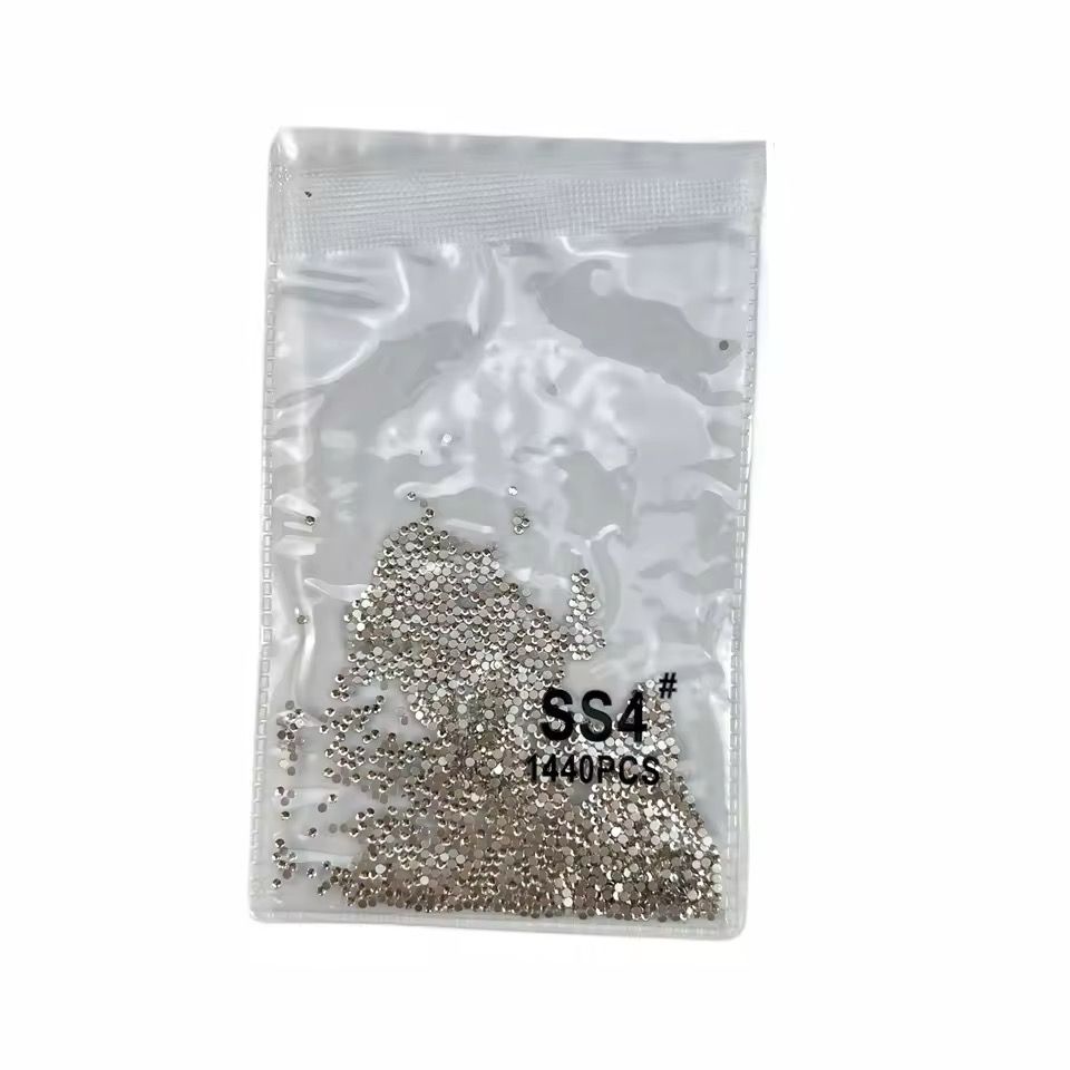 SACHET STRASS LE MONDE LESTHETIQUE