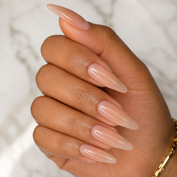 Pose gel — tour d'ongle impeccable